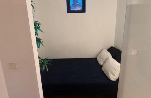 Broendy Strand Apartment | Lejlighed med eget bad, køkken og terasse