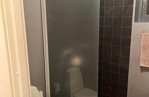 Broendy Strand Apartment | Lejlighed med eget bad, køkken og terasse