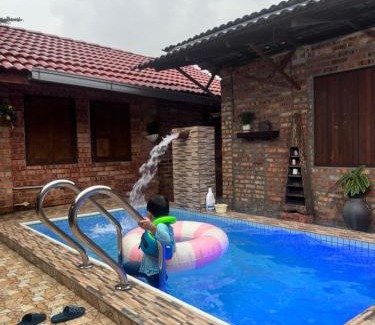 Port Dickson House | Lelangit Inn