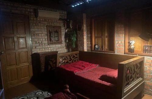 Port Dickson House | Lelangit Inn