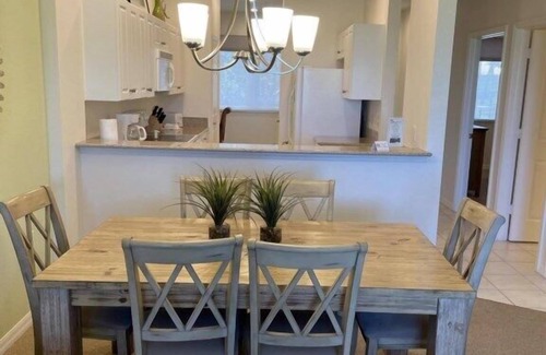 Naples Condo | Lely Greenlinks Top Floor Golf View, Close to Downtown Naples AND Marco Island