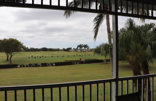 Naples Condo | Lely Greenlinks Top Floor Golf View, Close to Downtown Naples AND Marco Island