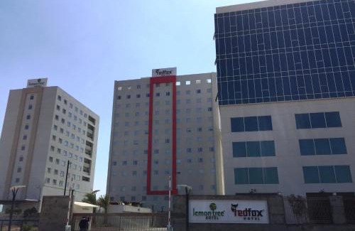 Gurugram Hotel | Lemon Tree Hotel, Sector 60, Gurugram