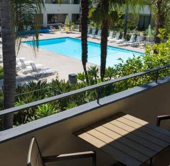 North State Hotel | Lemon Tree Inn