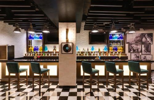 Marol Hotel | Lemon Tree Premier, Mumbai International Airport