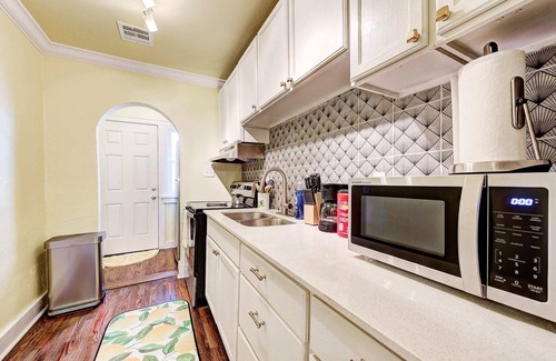 Central Oklahoma City Apartment | Lemonade Lodge Gettin