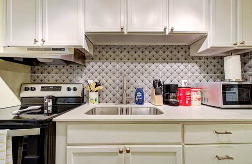 Central Oklahoma City Apartment | Lemonade Lodge Gettin