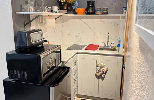Estate Lower John Dunko Apartment | Lemongrass – New Loft - Downtown/Sea View - Perfect Location