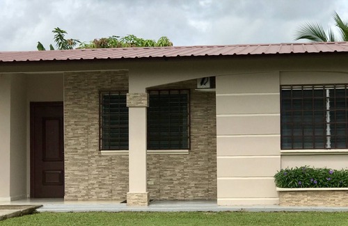 Los Algarrobos House | Lemongrass House Algarrobos - Close to Boquete and David