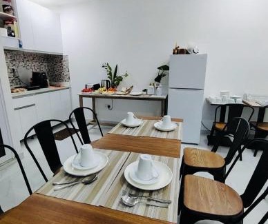 Male House | LemonRock Comfort