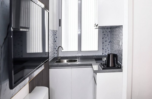 Male House | LemonRock Comfort