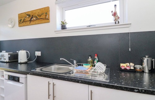 Kilmun Cottage | LENA'S CORNER, pet friendly, character holiday cottage in Dunoon