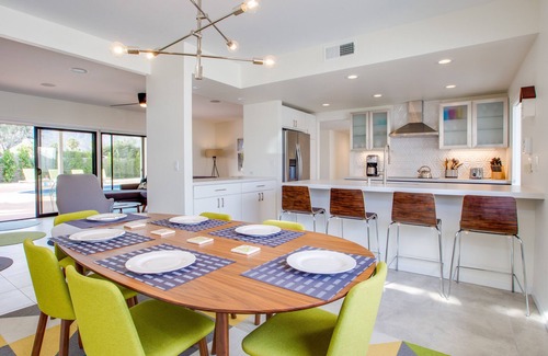 Palm Springs House | Lena's Hideaway - Super Swanky Mid Mod Home! Palm Springs Classic! -