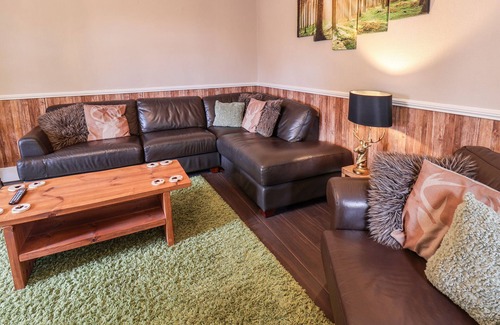 Easington Cottage | LENA'S LODGE, pet friendly, character holiday cottage in Easington