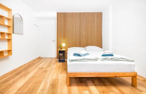 Klagenfurt am Woerthersee Apartment | Lendkanal - City - Netflix - Waschmaschine - Kaffeevollautomat - 8 Pax - 4 Schlafzimmer