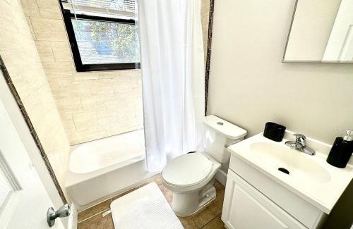 Germantown Apartment | Lennox C409 Peaceful & Perfect Private 1-br