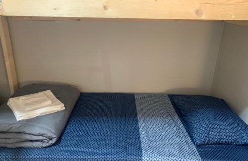 St. Petersburg Apartment | Lenny's Southy Hostel