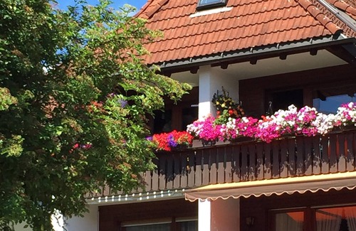 Lenzkirch Apartment | Lenzkirch - very cozy apartment - south-facing balcony - centrally in a quiet side street