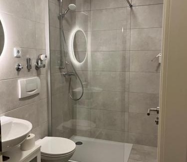 Innenstadt Apartment | Leo Flat