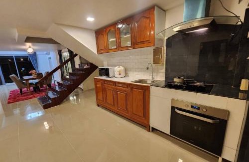 South Pattaya Villa | LEO Pool Villa Jomtien