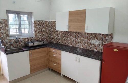 Shamshabad Villa | LEO's DEN 9 Guests AC 3BHK 9 mins to RGIA