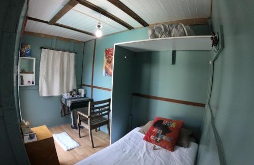 Fish Hoek Bed & Breakfast | Leo's Den