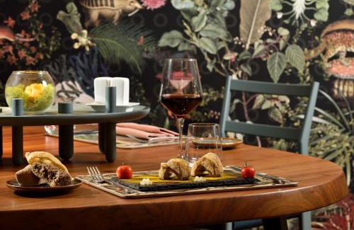 Rione XVIII Castro Pretorio Hotel | Leon's Place Hotel In Rome