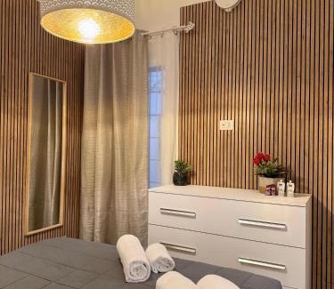 Monti Apartment | Leonina 75 Holidays