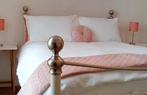Campbeltown House | Lephenstrath Bridge Holiday Cottages Nan's Hoose