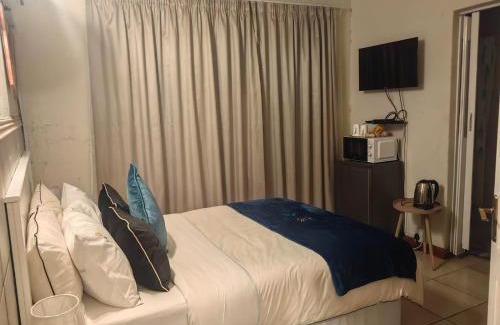 Vanderbijlpark Bed & Breakfast | Lerato's