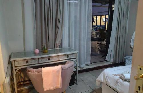 Vanderbijlpark Bed & Breakfast | Lerato's