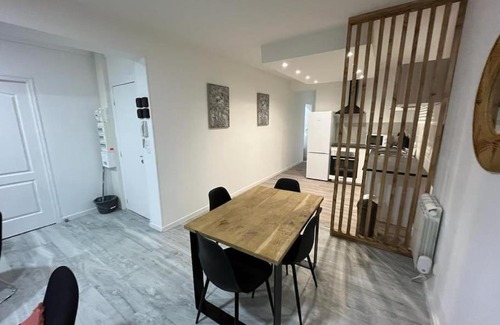 Cambrai Apartment | LeRelaisdOdile - Grand T2 * Spatieux * HyperCentre