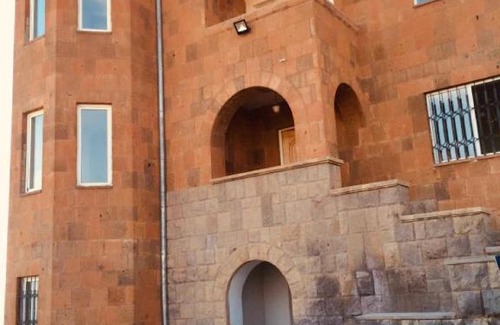 Aruch House | LERNAROT