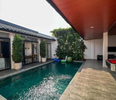 Bandung Villa | LeRoca Villa