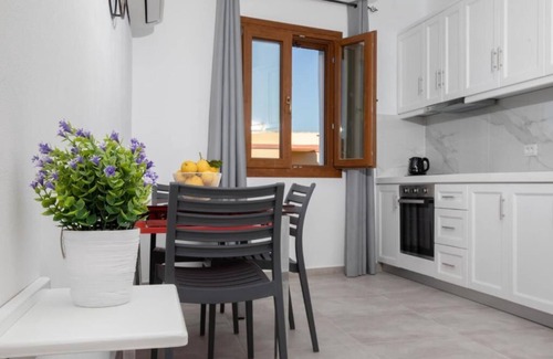 Leros Apartment | LEROS HOUSES A PORTO LAGO #4 Apartment w/1 bedroom and 1 double bed