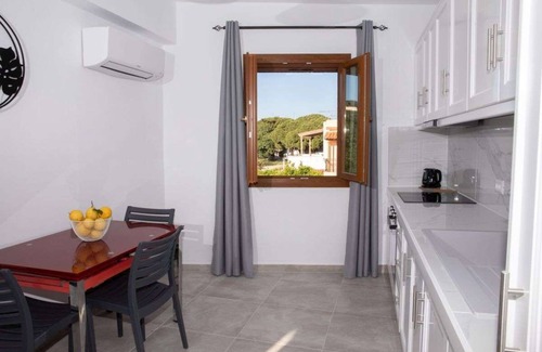 Leros Apartment | LEROS HOUSES A PORTO LAGO #4 Apartment w/1 bedroom and 1 double bed