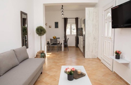 Leros Apartment | LEROS HOUSES SEA VIEW 2 bedrooms apartment w/1 double & 1 single bed, sofa bed