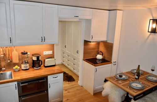 Les Deux Alpes Apartment | Les 2 Alpes, Cosy Apartment, beautifully renovated, 4 guests,stunning view, wifi