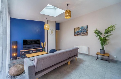 Jouvence House | Les 2 cours C