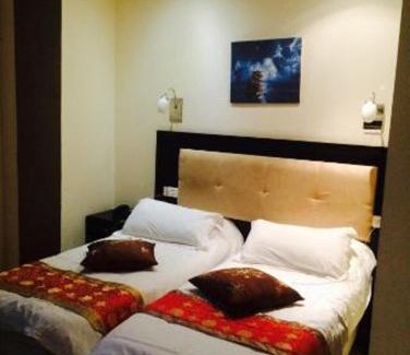 Hai Emir Hotel | LES 2 HORLOGES