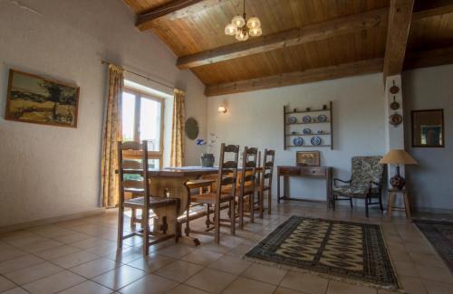 Chauzon House | Les 23 Mûriers