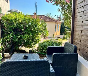 Les Maillans Apartment | Les 3 Grâces