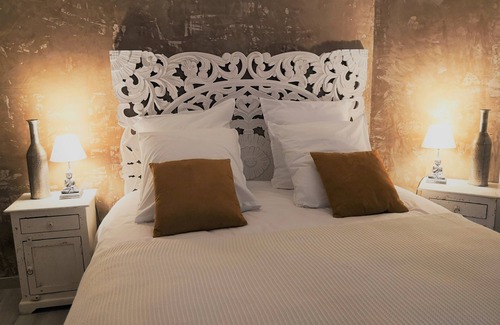 L'Isle-Adam House | Les 7 Sources