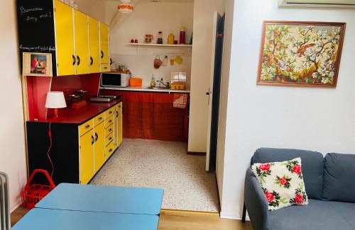 Gannat Apartment | Les 70'S