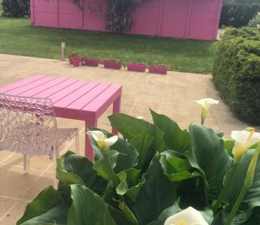 La Milesse House | Les Acacias