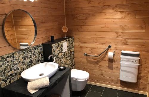 Moye Apartment | LES ACACIAS