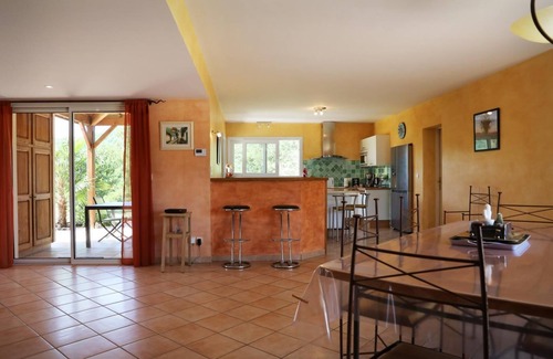 Parnac House | Les Acacias - PARNAC
