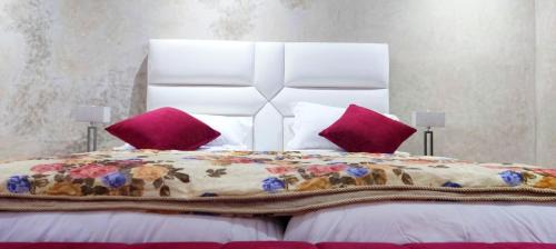 Aguerd House | Les Ailes du sourire