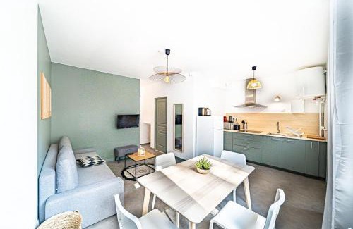 Bussiere - Cadiere Apartment | Les Amandiers 4 pers- Oullins centre-Lyon