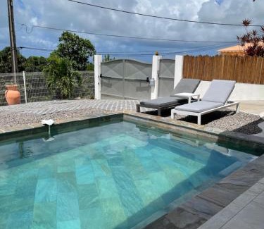 Ducos House | Les Appart villa Sunbay Caraibes avec piscine privative vue mer et montagne